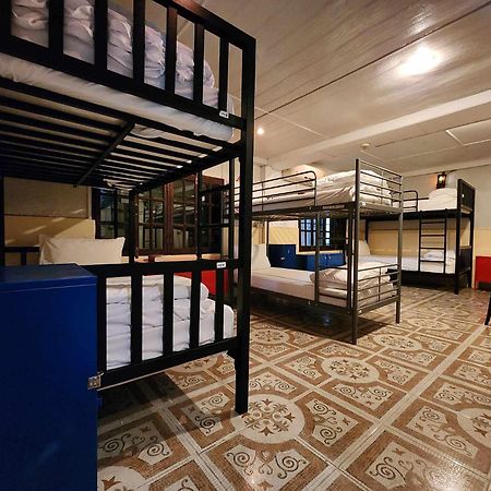 Hotel Club One Seven Gaymen Čiang Mai Exteriér fotografie